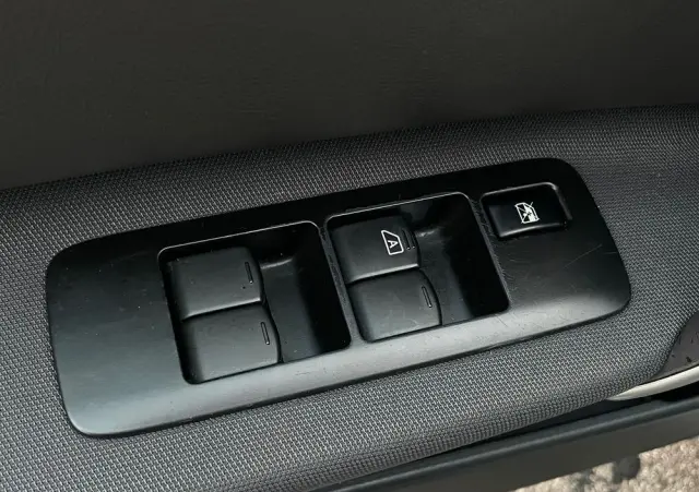 NISSAN Qashqai 2.0 acenta