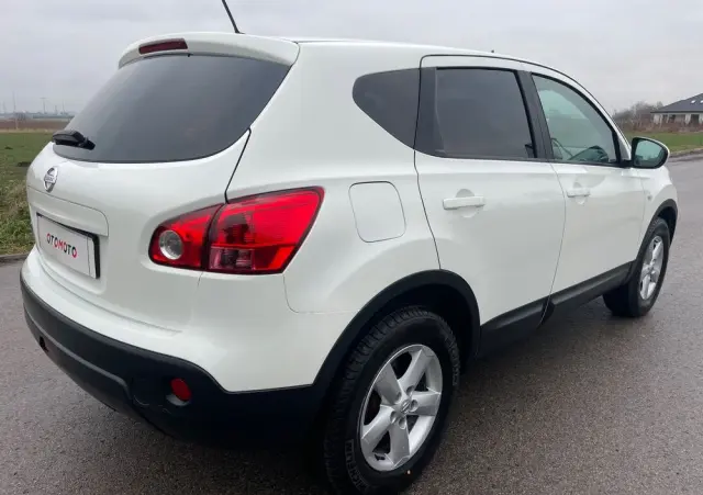 NISSAN Qashqai 2.0 acenta
