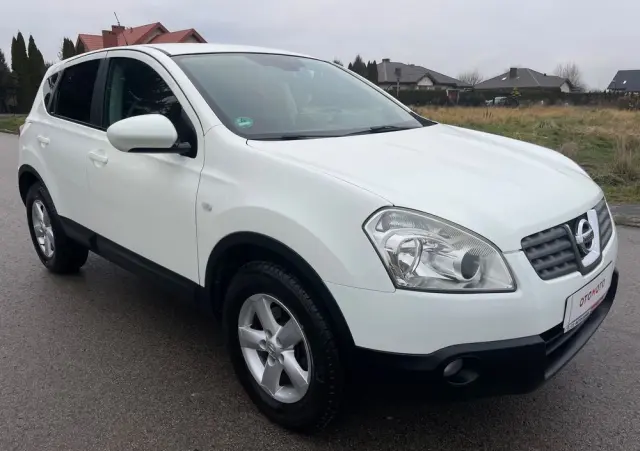 NISSAN Qashqai 2.0 acenta