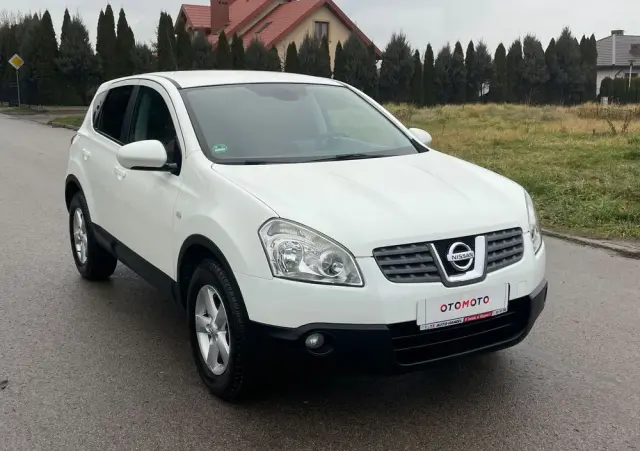 NISSAN Qashqai 2.0 acenta