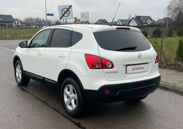 NISSAN Qashqai 2.0 acenta
