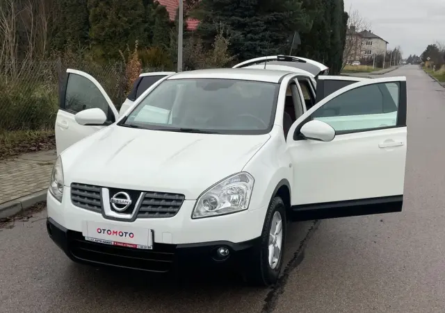 NISSAN Qashqai 2.0 acenta