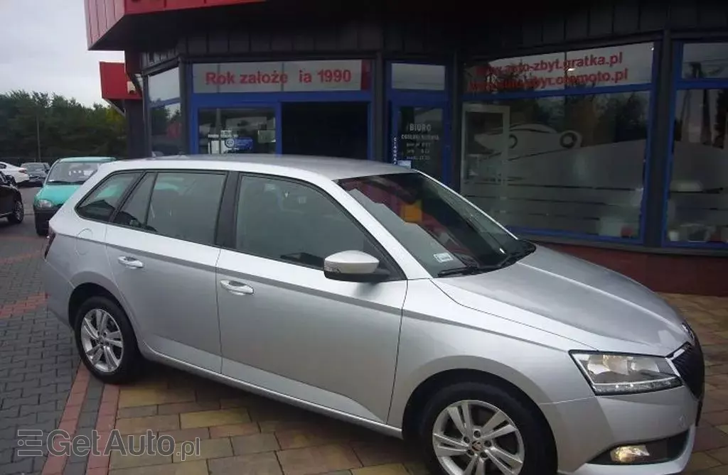 SKODA Fabia 