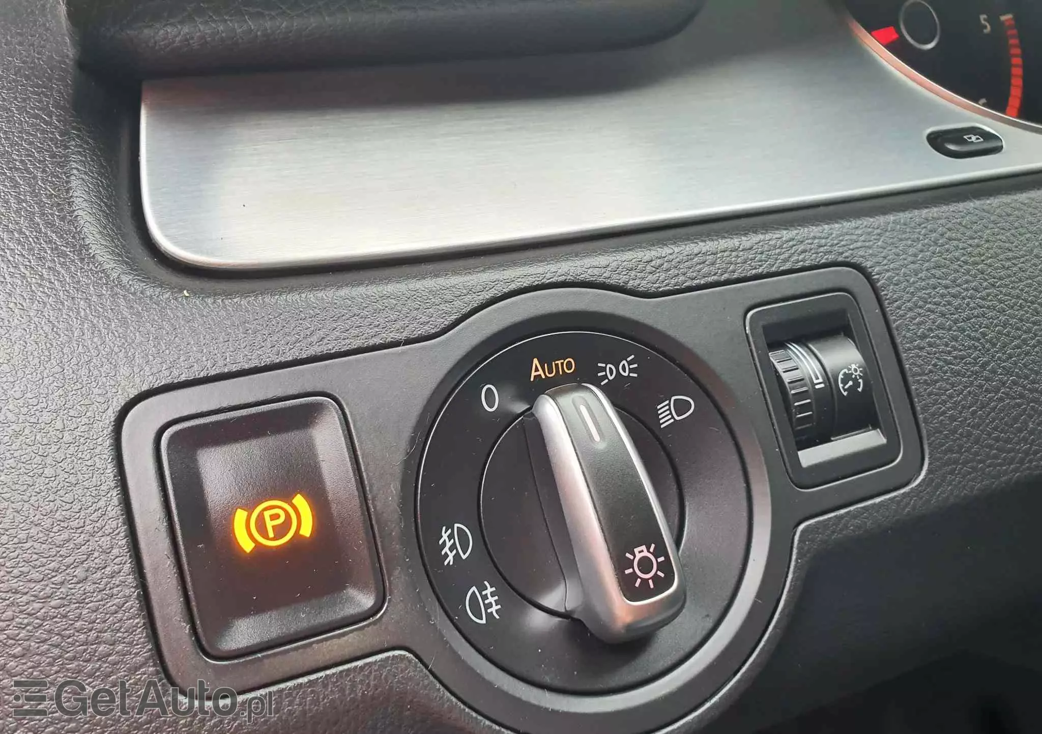 VOLKSWAGEN Passat CC 2.0 TDI 4Motion DSG Exclusive