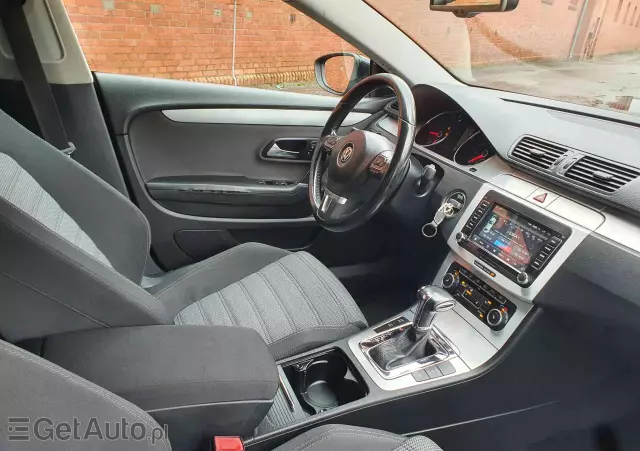 VOLKSWAGEN Passat CC 2.0 TDI 4Motion DSG Exclusive