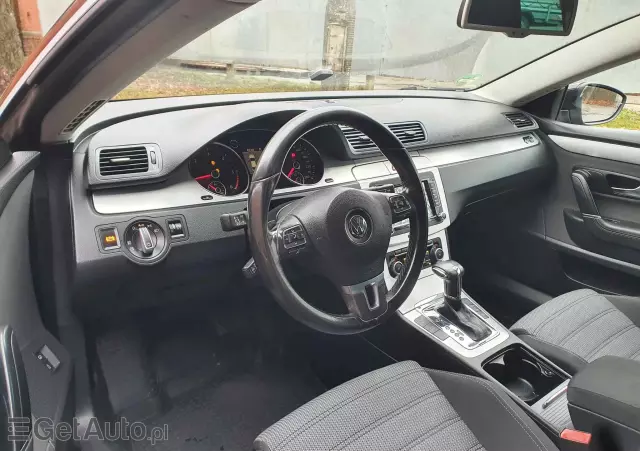 VOLKSWAGEN Passat CC 2.0 TDI 4Motion DSG Exclusive