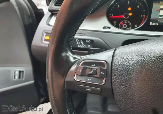 VOLKSWAGEN Passat CC 2.0 TDI 4Motion DSG Exclusive