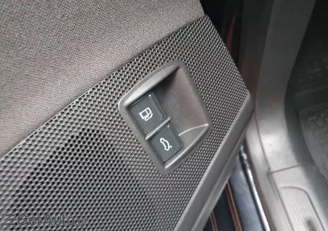 VOLKSWAGEN Passat CC 2.0 TDI 4Motion DSG Exclusive