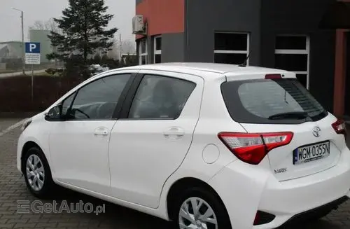 TOYOTA Yaris 