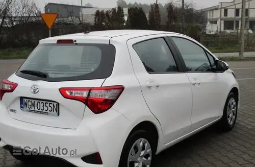 TOYOTA Yaris 