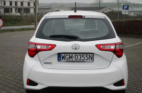 TOYOTA Yaris 