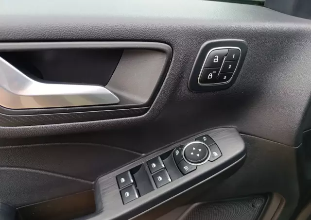 FORD Kuga 1.5 EcoBoost FWD ST-Line X