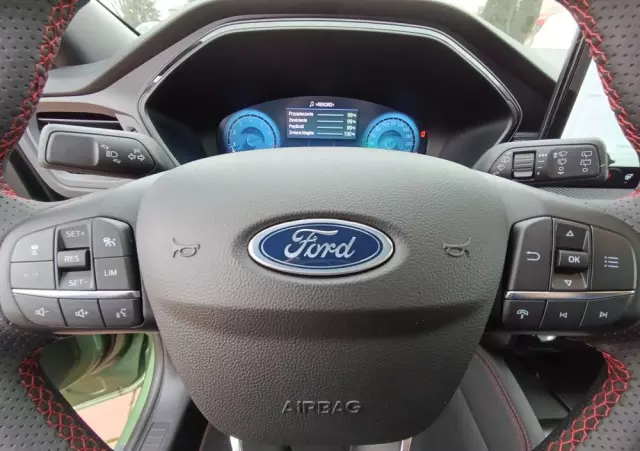 FORD Kuga 1.5 EcoBoost FWD ST-Line X