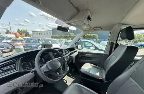 VOLKSWAGEN TRANSPORTER 