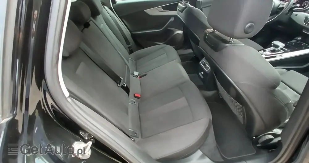 AUDI A4 35 TFSI S tronic S line
