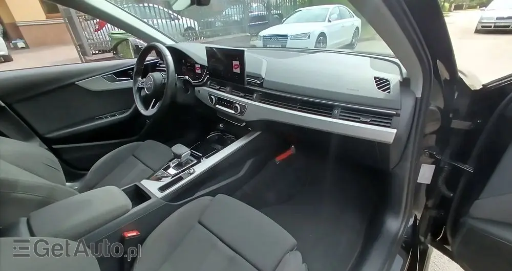 AUDI A4 35 TFSI S tronic S line