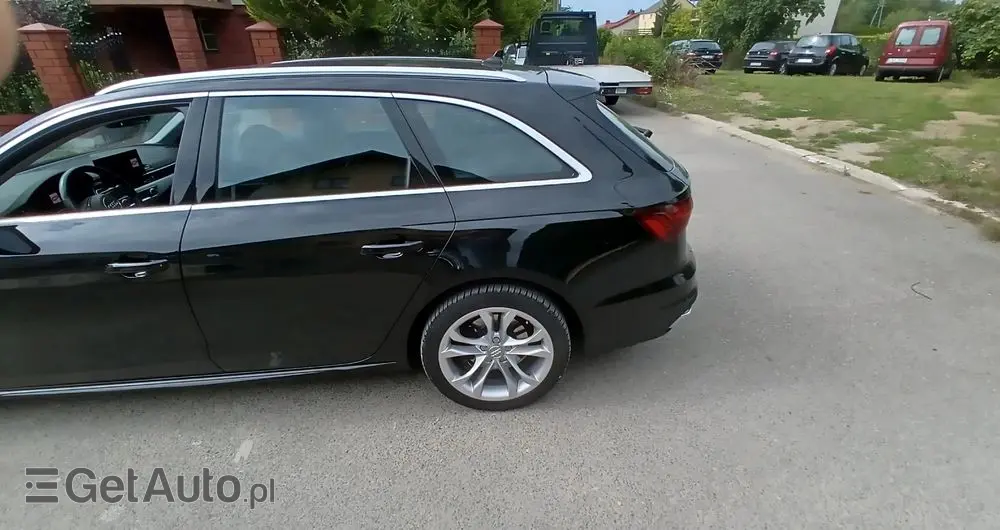 AUDI A4 35 TFSI S tronic S line