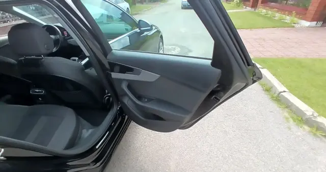 AUDI A4 35 TFSI S tronic S line