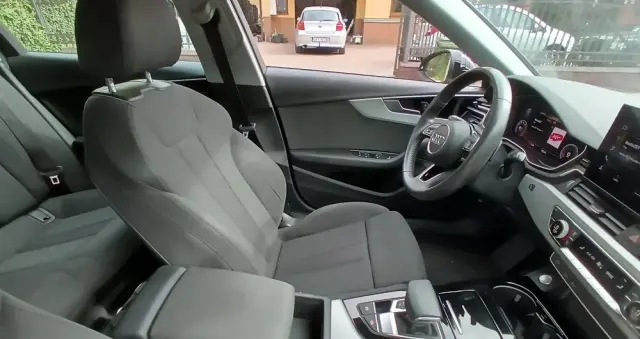 AUDI A4 35 TFSI S tronic S line