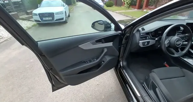 AUDI A4 35 TFSI S tronic S line