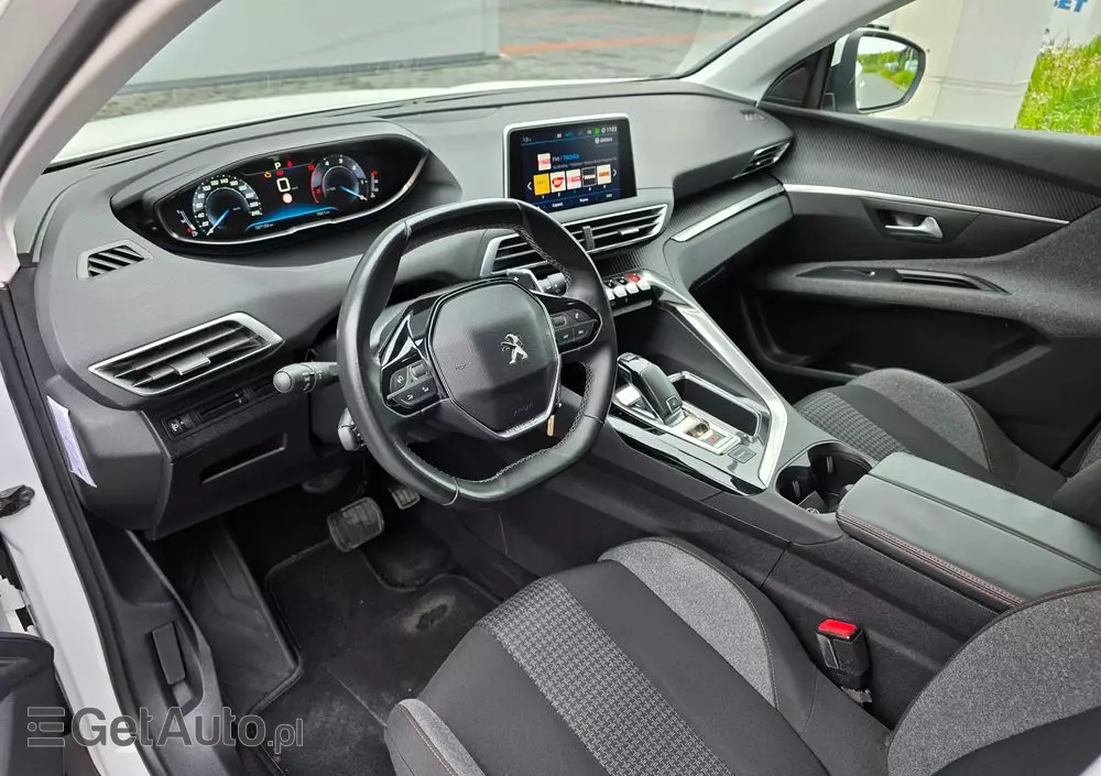 PEUGEOT 5008 E-HDI FAP 115 EGS6 Stop&Start Allure