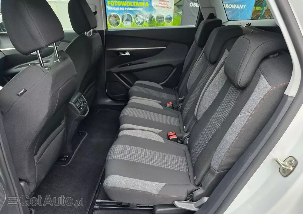 PEUGEOT 5008 E-HDI FAP 115 EGS6 Stop&Start Allure