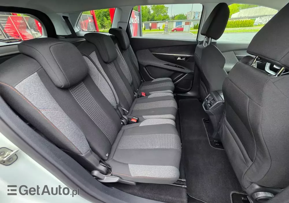 PEUGEOT 5008 E-HDI FAP 115 EGS6 Stop&Start Allure