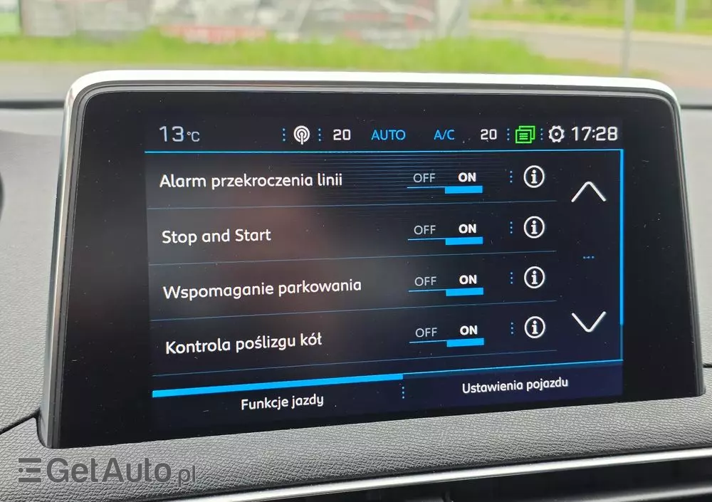 PEUGEOT 5008 E-HDI FAP 115 EGS6 Stop&Start Allure