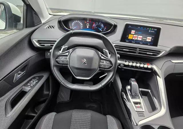 PEUGEOT 5008 E-HDI FAP 115 EGS6 Stop&Start Allure