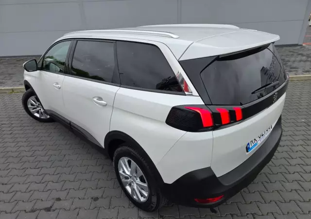 PEUGEOT 5008 E-HDI FAP 115 EGS6 Stop&Start Allure