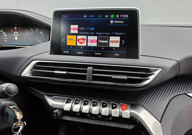 PEUGEOT 5008 E-HDI FAP 115 EGS6 Stop&Start Allure