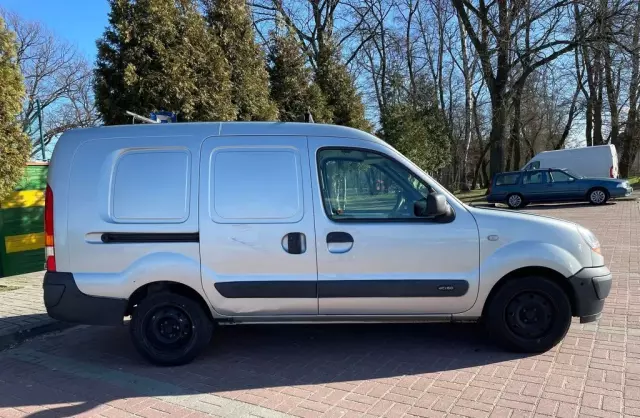 RENAULT Kangoo 