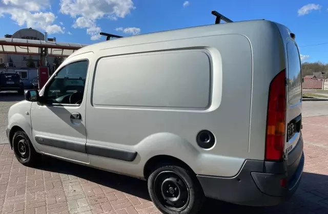 RENAULT Kangoo 