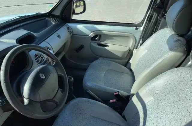 RENAULT Kangoo 