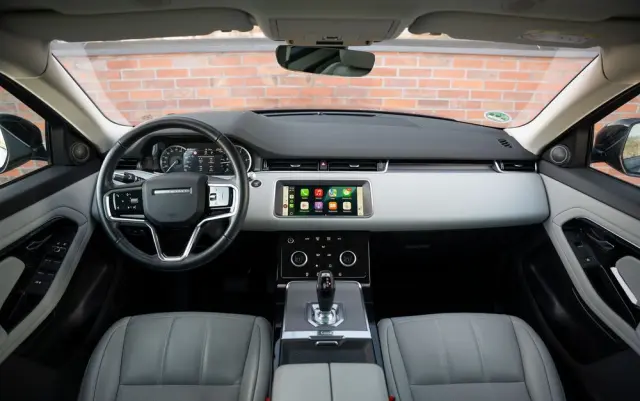 LAND ROVER Range Rover Evoque D165 Dynamic SE