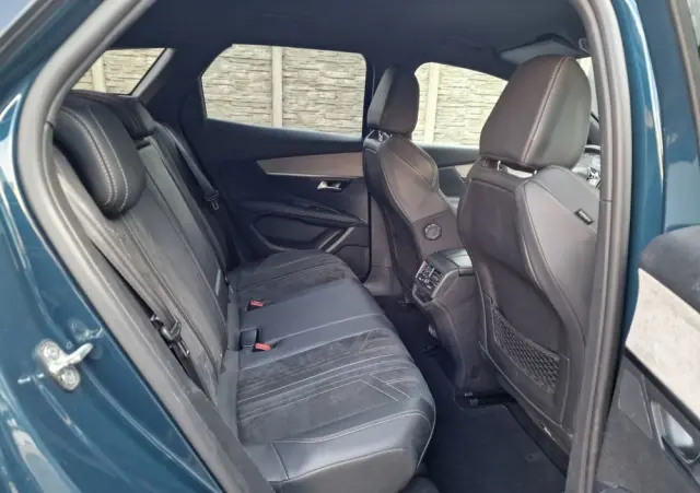 PEUGEOT 3008 1.5 BlueHDi GT Pack S&S EAT8