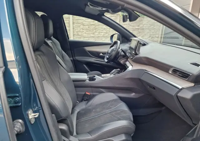 PEUGEOT 3008 1.5 BlueHDi GT Pack S&S EAT8