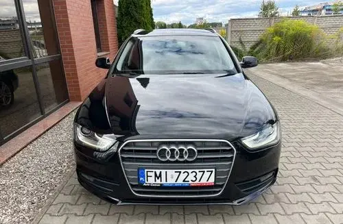 AUDI A4 