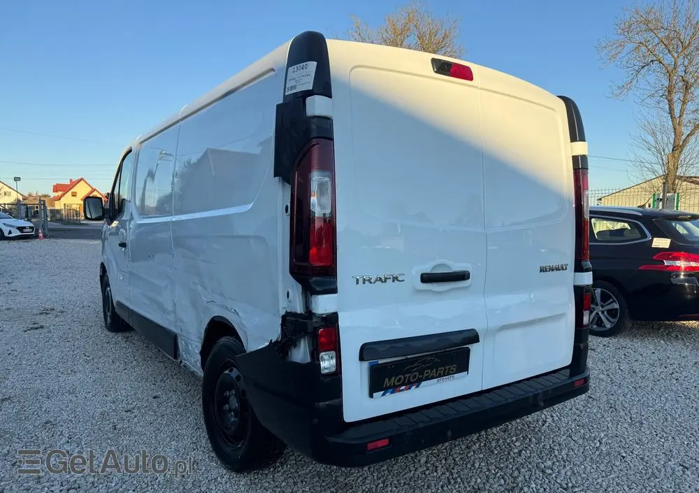 RENAULT Trafic 