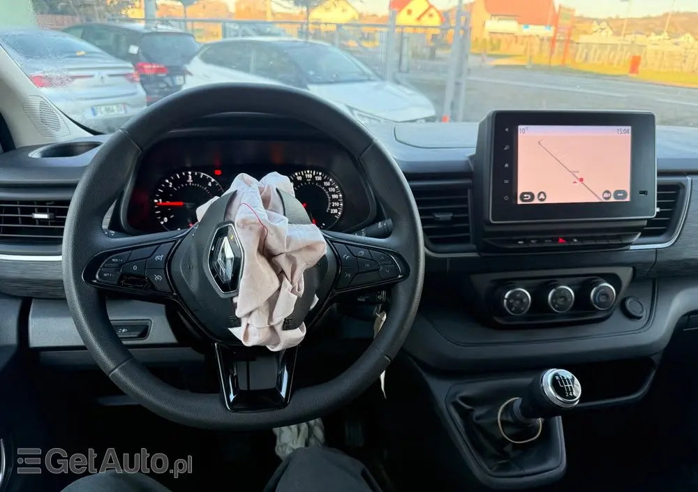 RENAULT Trafic 