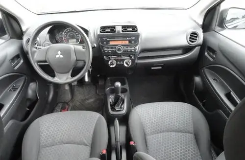 MITSUBISHI Space Star 