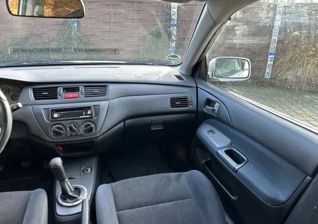 MITSUBISHI Lancer 1.6 Sport