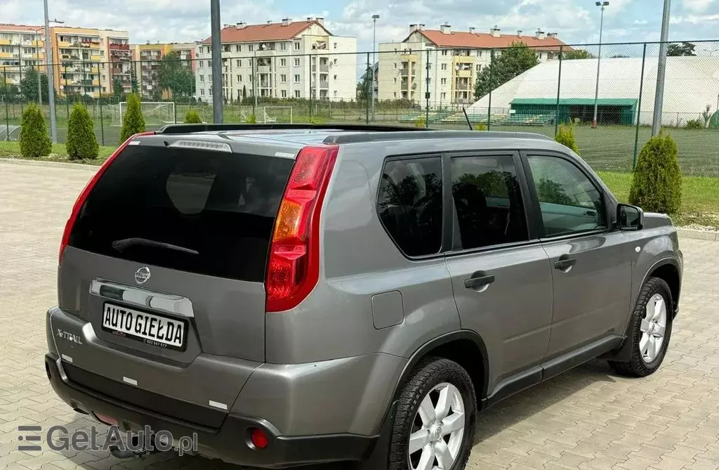 NISSAN X-Trail 