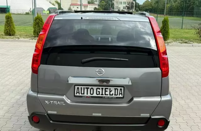 NISSAN X-Trail 