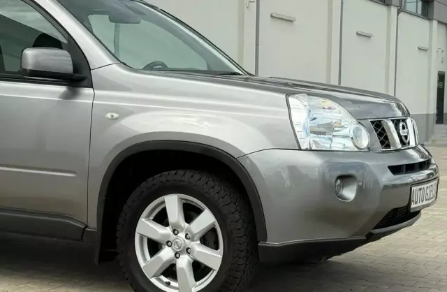NISSAN X-Trail 