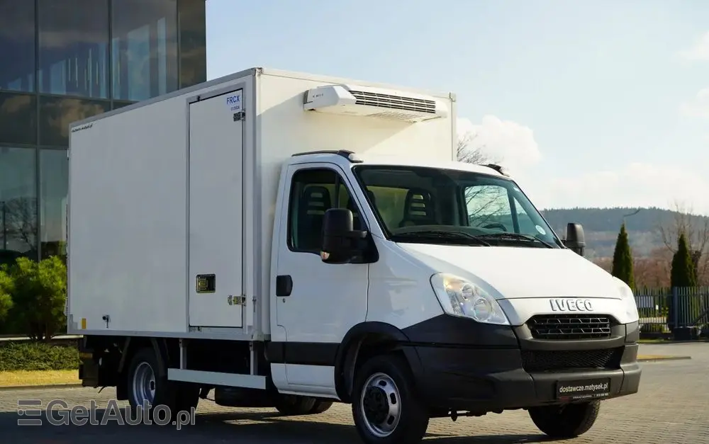 IVECO DAILY 35-130 / CHŁODNIA / AGREGAT THERMO KING / WINDA DHOLLANDIA / AUTOMAT / SPROWADZONY 