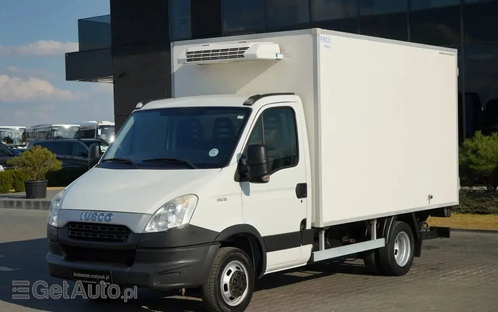 IVECO DAILY 35-130 / CHŁODNIA / AGREGAT THERMO KING / WINDA DHOLLANDIA / AUTOMAT / SPROWADZONY 