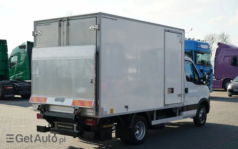 IVECO DAILY 35-130 / CHŁODNIA / AGREGAT THERMO KING / WINDA DHOLLANDIA / AUTOMAT / SPROWADZONY 