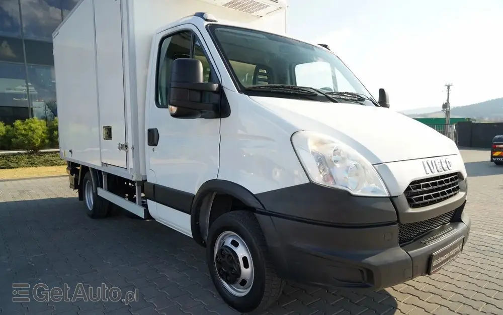IVECO DAILY 35-130 / CHŁODNIA / AGREGAT THERMO KING / WINDA DHOLLANDIA / AUTOMAT / SPROWADZONY 