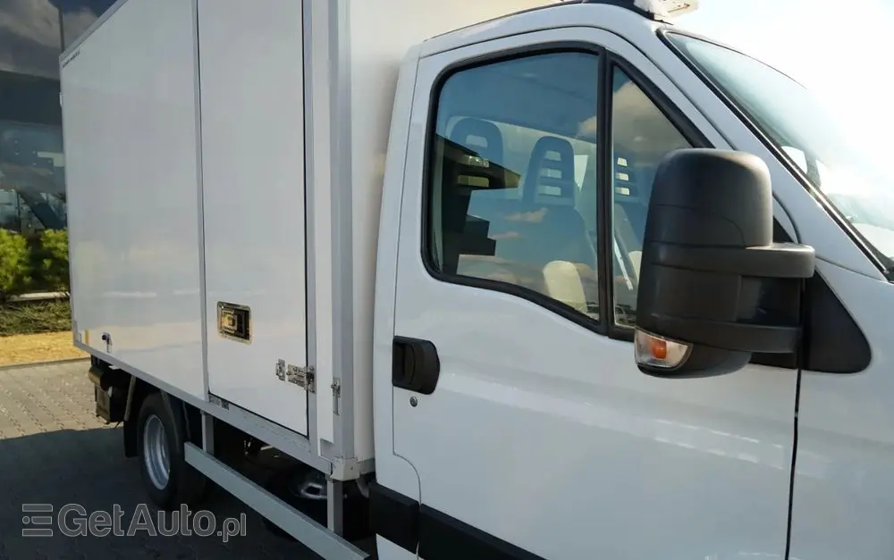 IVECO DAILY 35-130 / CHŁODNIA / AGREGAT THERMO KING / WINDA DHOLLANDIA / AUTOMAT / SPROWADZONY 
